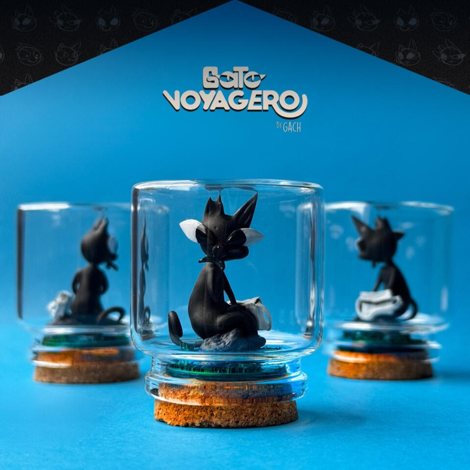 Maow Embotellaow by Gach Amigurumi Voyagero by Gach